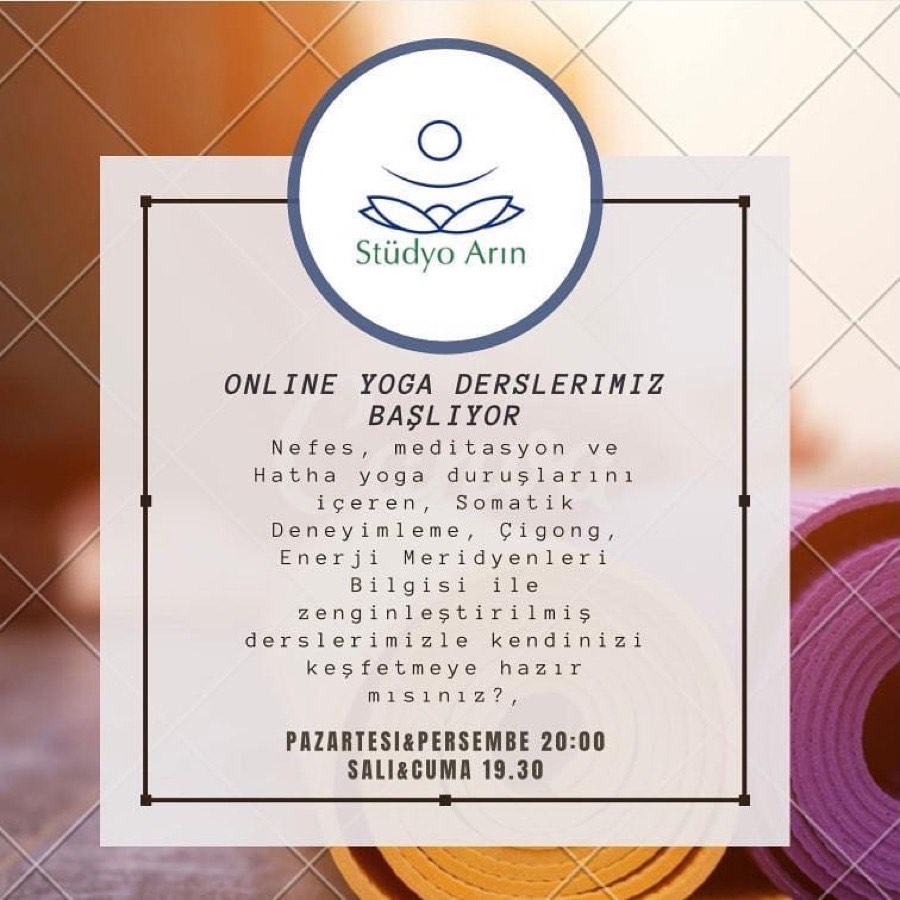 Online yoga dersleri afişi